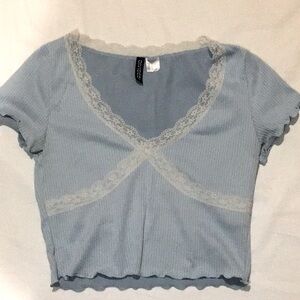 H&M light blue lace baby tee crop top